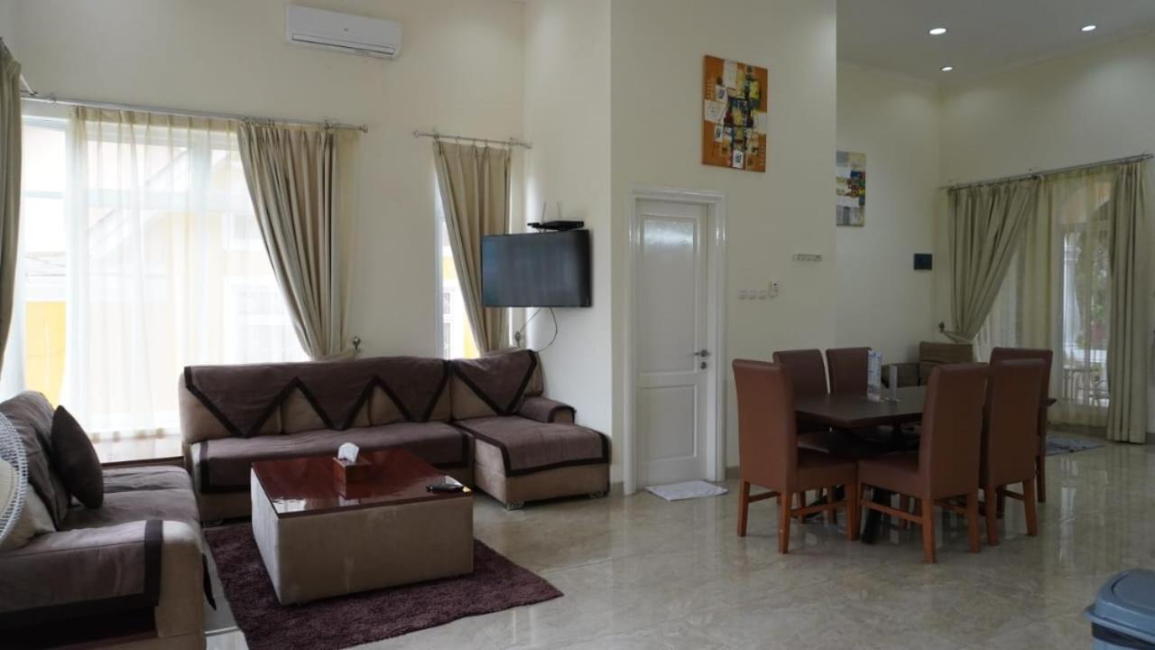 Diyar Villas Puncak M4/12 ภายนอก รูปภาพ